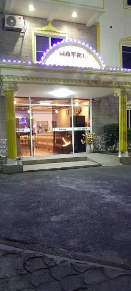 Airport Hotel Clark